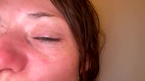 Snapshot of msfreckles92 chatting on May 2026 05:13:01 AM msfreckles92 online show from May 2026 05:13:01 AM