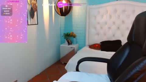 Jossie online show from September 2025 05:12:01 AM