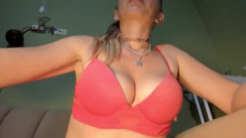 MsPurrfectLove online show from November 2025 03:30:01 AM