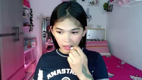 tefany online show from October 2025 05:43:02 PM