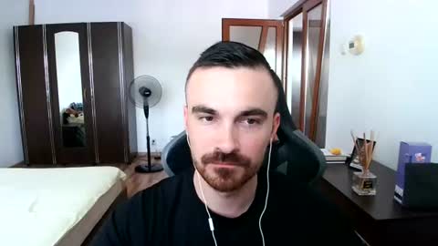 Snapshot of mu5clemania chatting on June 2026 02:45:01 PM Victor online show from June 2026 02:45:01 PM