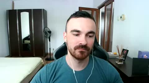 Snapshot of mu5clemania chatting on July 2026 07:22:01 AM Victor online show from July 2026 07:22:01 AM