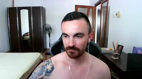 Snapshot of mu5clemania chatting on July 2026 11:05:02 AM Victor online show from July 2026 11:05:02 AM