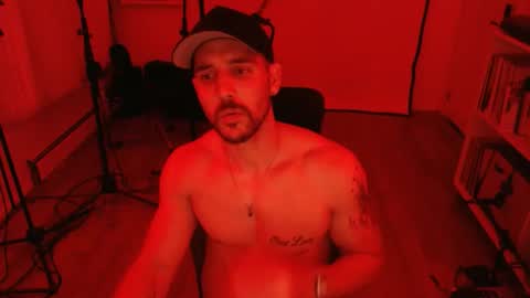 muchachote_ online show from February 2026 04:38:02 AM