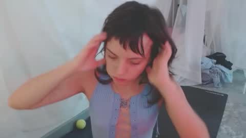   online show from November 2025 05:40:02 PM