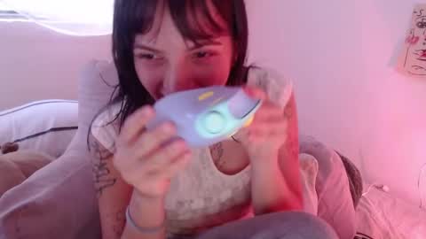   online show from April 2026 08:32:01 PM