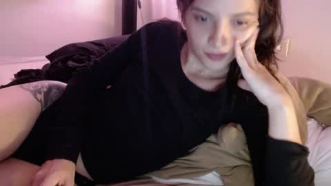  online show from May 2026 12:18:01 AM