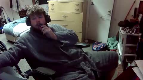 munchieee online show from December 2024 02:49:02 PM