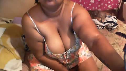 Snapshot of munniegalz1 chatting on June 2026 03:47:01 PM your angel online show from June 2026 03:47:01 PM