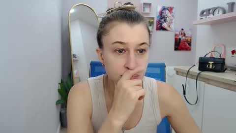muriel_elvin online show from September 2025 08:47:02 AM