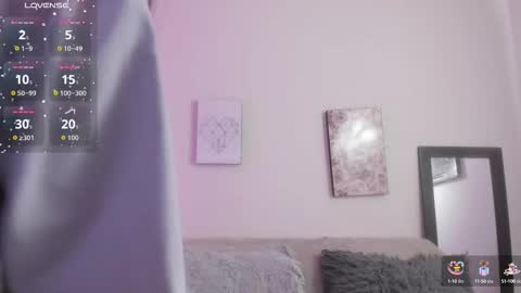 muriell_69 online show from October 2025 10:07:01 PM