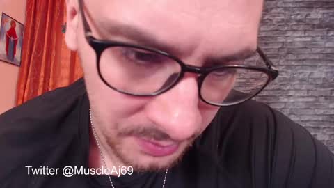 Snapshot of muscleaj69 chatting on December 2024 03:57:01 PM AJ online show from December 2024 03:57:01 PM