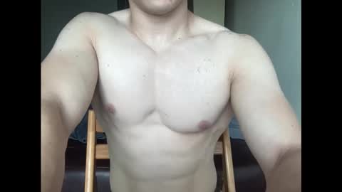 Snapshot of muscledoctor24 chatting on October 2025 07:40:02 AM Everet online show from October 2025 07:40:02 AM