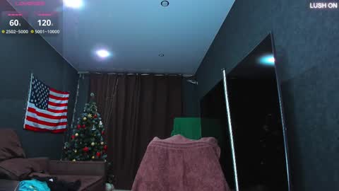 Snapshot of muscularjohnforu chatting on February 2025 06:16:01 PM click icon for peach  online show from February 2025 06:16:01 PM