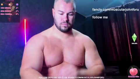 Snapshot of muscularjohnforu chatting on October 2025 07:25:02 AM click icon for peach  online show from October 2025 07:25:02 AM