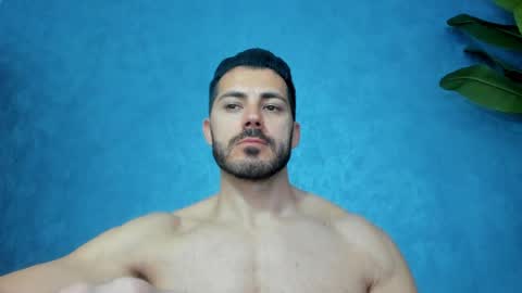 Snapshot of muscularmaster chatting on April 2026 09:22:02 AM muscularmaster onlyfans online show from April 2026 09:22:02 AM
