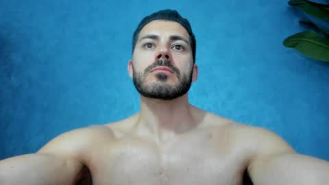 Snapshot of muscularmaster chatting on April 2026 09:17:01 PM muscularmaster onlyfans online show from April 2026 09:17:01 PM