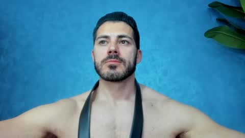 Snapshot of muscularmaster chatting on April 2026 09:34:01 PM muscularmaster onlyfans online show from April 2026 09:34:01 PM