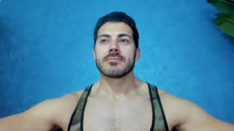 Snapshot of muscularmaster chatting on May 2026 10:07:01 PM muscularmaster onlyfans online show from May 2026 10:07:01 PM
