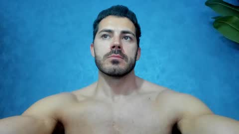 Snapshot of muscularmaster chatting on May 2026 09:14:01 AM muscularmaster onlyfans online show from May 2026 09:14:01 AM
