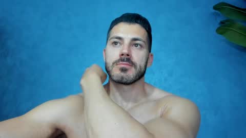 Snapshot of muscularmaster chatting on May 2026 09:44:02 PM muscularmaster onlyfans online show from May 2026 09:44:02 PM