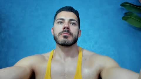 Snapshot of muscularmaster chatting on May 2026 09:35:02 PM muscularmaster onlyfans online show from May 2026 09:35:02 PM