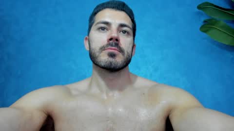 Snapshot of muscularmaster chatting on May 2026 09:29:02 AM muscularmaster onlyfans online show from May 2026 09:29:02 AM