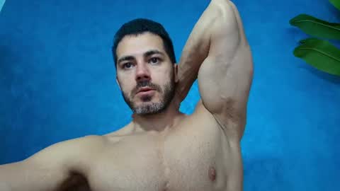 Snapshot of muscularmaster chatting on June 2026 08:44:02 AM muscularmaster onlyfans online show from June 2026 08:44:02 AM