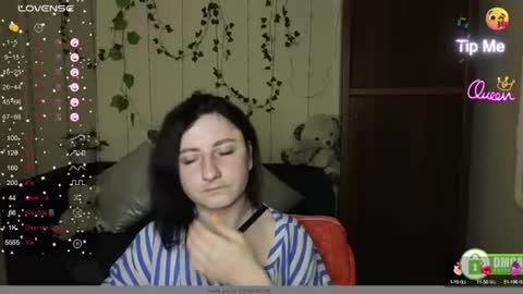 Snapshot of muse_kitty_jenia chatting on June 2026 09:14:01 AM Jenya online show from June 2026 09:14:01 AM