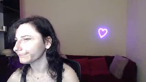 Jeneva online show from November 2025 06:31:02 PM