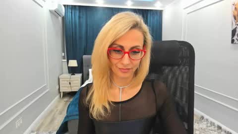 Diana online show from March 2025 05:39:02 PM