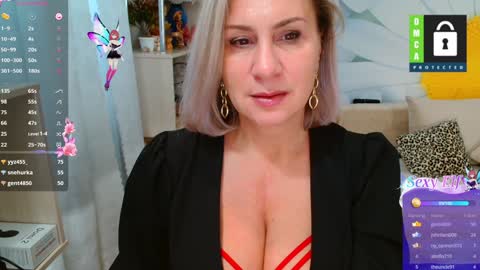 Snapshot of music_fairy chatting on January 2025 09:35:02 AM Lana online show from January 2025 09:35:02 AM