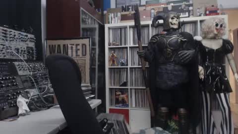 Snapshot of muziknerd chatting on November 2025 07:49:01 AM Muziknerd online show from November 2025 07:49:01 AM