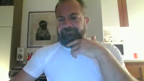 muzungu5 online show from November 2025 09:02:02 PM