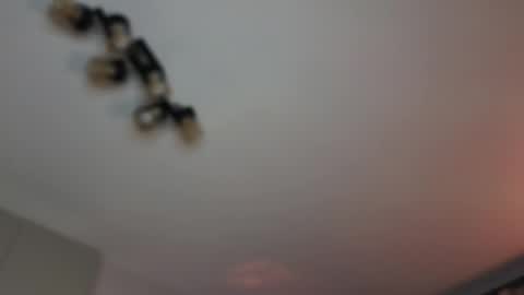 1x1 online show from November 2025 03:52:02 AM