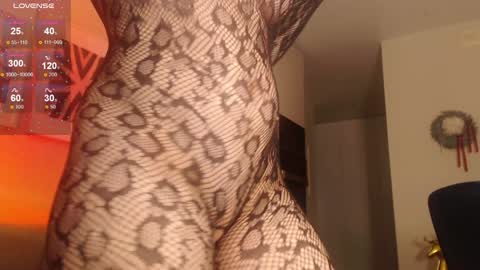 Snapshot of my_hannah chatting on January 2025 02:00:02 PM Hannah  welcome  online show from January 2025 02:00:02 PM