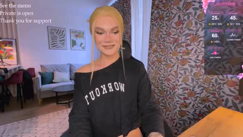 Sandra Muse online show from October 2025 11:41:02 AM