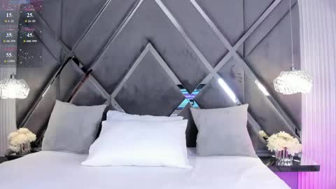 Mariana Evans online show from April 2026 11:35:01 AM