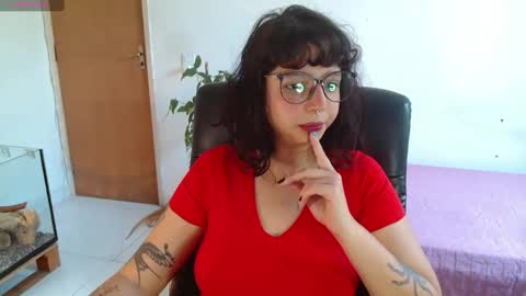 myamillor online show from October 2025 01:00:02 PM