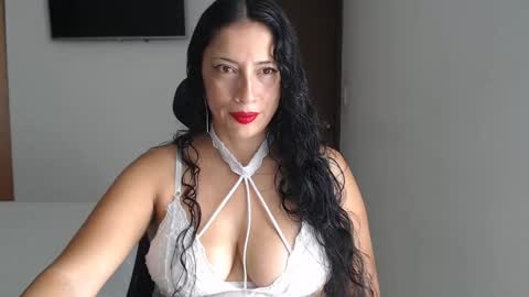 mary and charlie online show from November 2025 04:07:02 PM