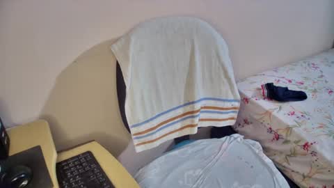 Snapshot of myhoney_hot chatting on June 2026 08:03:01 PM myhoney_hot online show from June 2026 08:03:01 PM