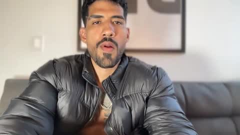 Myke esthetic online show from January 2025 10:29:02 PM