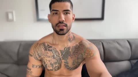 Myke esthetic online show from February 2025 08:22:01 PM