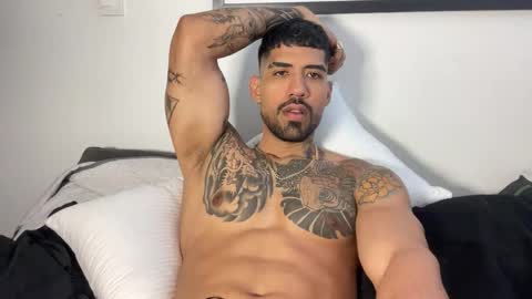 Myke esthetic online show from September 2025 06:29:02 PM