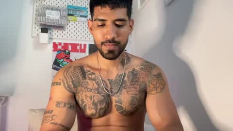 Snapshot of myke_esthetic chatting on June 2026 10:34:02 PM Myke esthetic online show from June 2026 10:34:02 PM