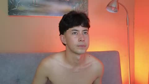 Snapshot of myke_magic chatting on July 2026 10:38:01 PM myke_magic online show from July 2026 10:38:01 PM