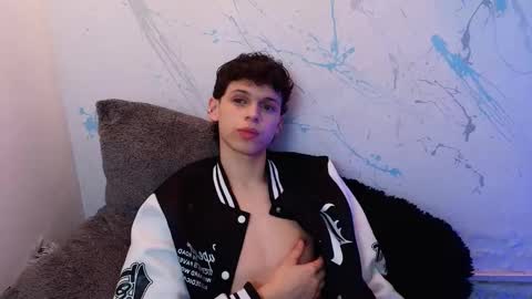 Mykel   online show from October 2025 03:07:02 AM