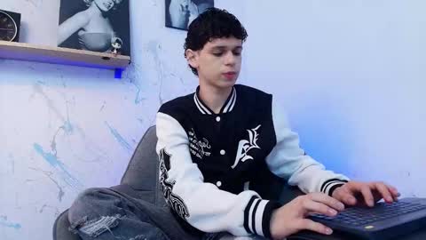 Mykel   online show from January 2026 03:04:02 PM