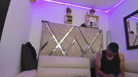 Snapshot of myluandjackhot chatting on May 2026 01:19:01 PM Myluandjack online show from May 2026 01:19:01 PM