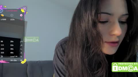 Snapshot of mymelisa chatting on September 2025 12:50:02 PM hey its Mel online show from September 2025 12:50:02 PM